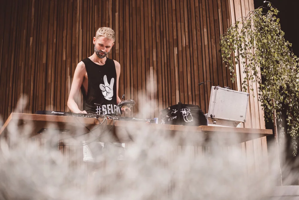 Asia_Simo_Stary_Manez093