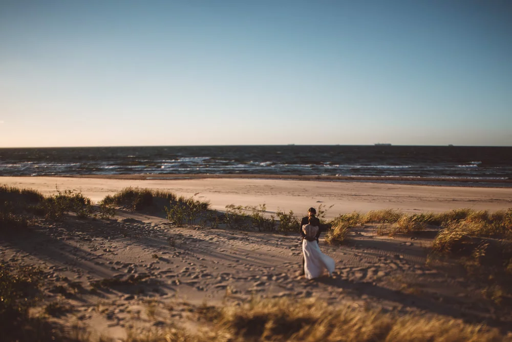wedding_session_by_the_sea