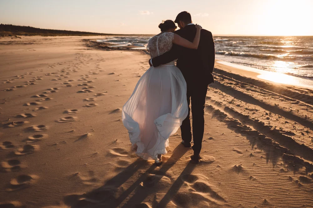 wedding_session_by_the_sea