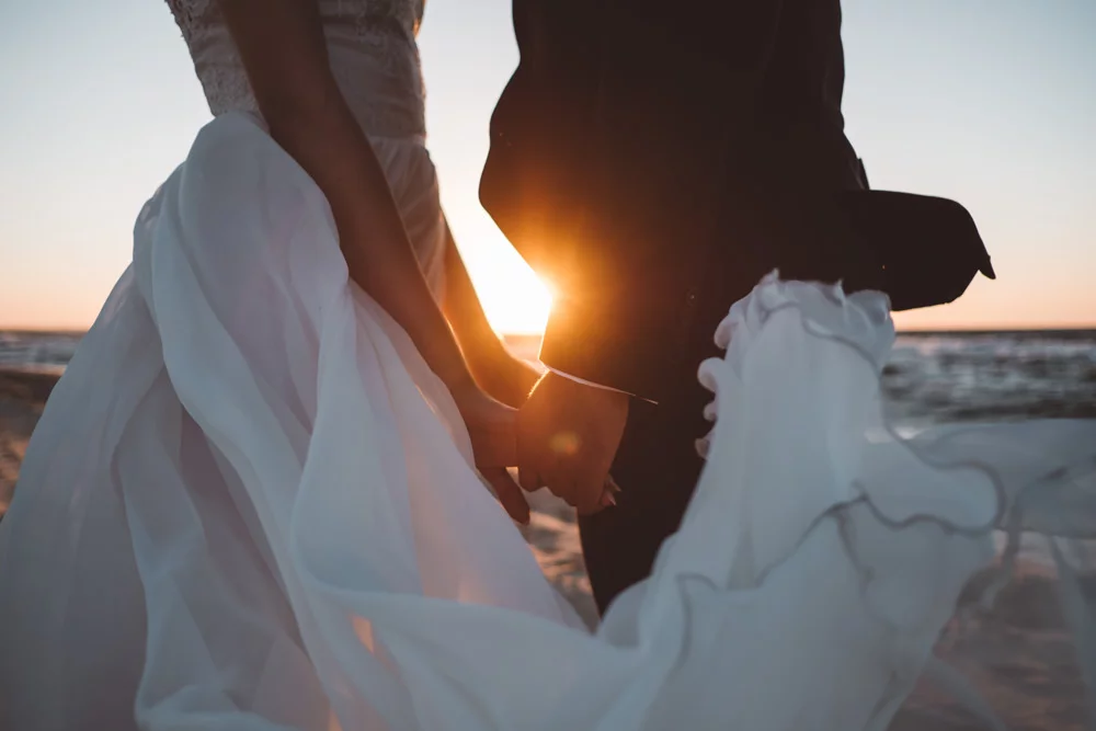 wedding_session_by_the_sea