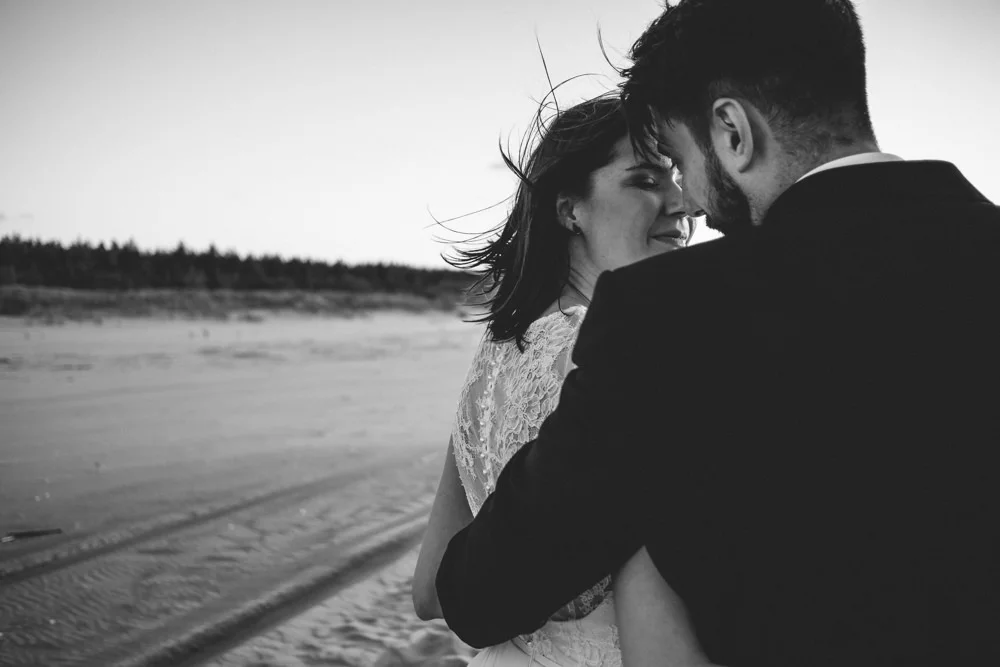 wedding_session_by_the_sea