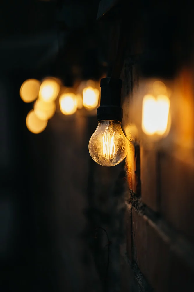 217 217 06 78 The Bulb