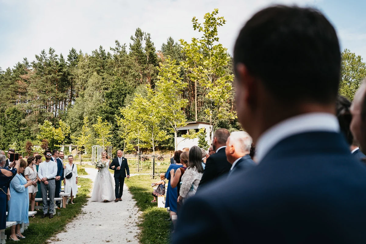 plenerowy ślub kościelny folwark dajak